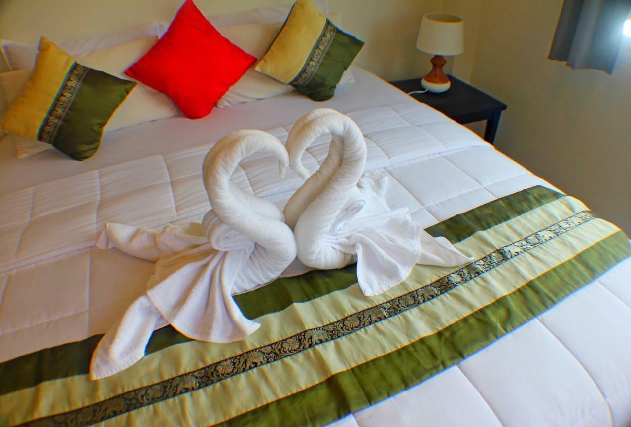 Baan Glangsuan Bang Kobua Hotel Bang Chak Eksteriør billede